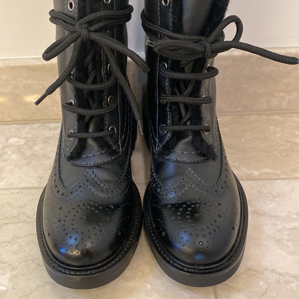 Chloe black leather lace up lug sole combat boots